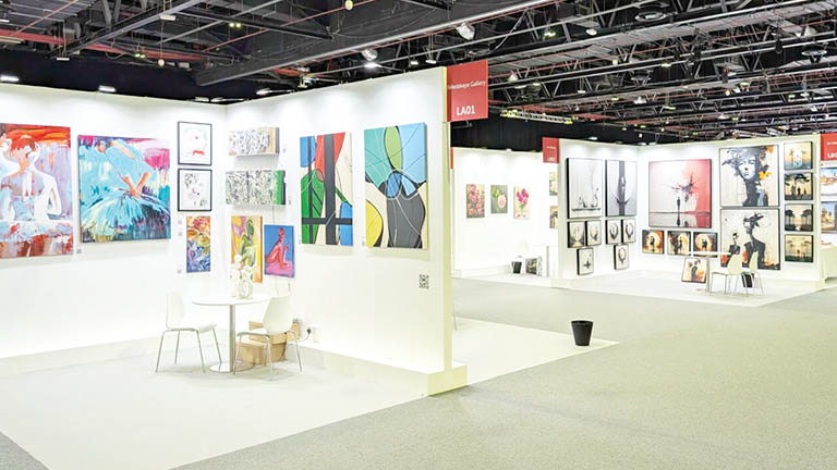 Impact of war on art market