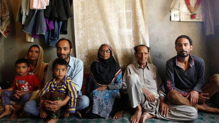 Fear grips Kashmiri Hindus once again: Threat letter publishes family details