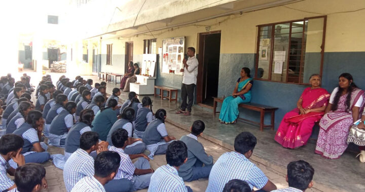 Patriotic fervor in slum children: Rashtrotthana Parishat's story campaign on 80 great personalities