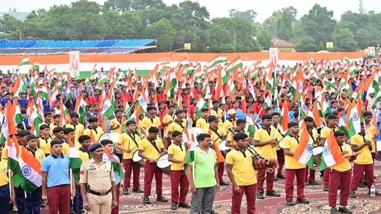ಛತ್ತೀಸ್‌ಗಢ: ಮಾವೋವಾದಿಗಳ ಭದ್ರಕೋಟೆಯಿಂದ ತ್ರಿವರ್ಣ ಧ್ವಜದ ಹಾದಿಯತ್ತ
