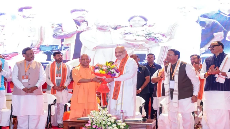ಭಾರಿ ಬಹುಮತದೊಂದಿಗೆ ಬಿಜೆಪಿ ಮತ್ತೆ ಅಧಿಕಾರಕ್ಕೆ ಬರಲಿದೆ: ಸತತ ಮೂರನೇ ಗೆಲುವಿಗೆ ಕಾರ್ಯಕರ್ತರಿಗೆ ಅಮಿತ್ ಶಾ ಕರೆ