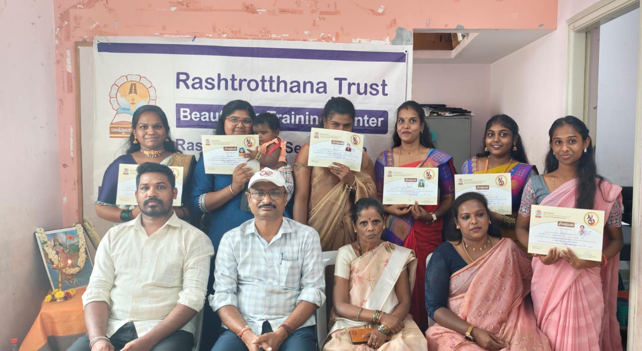 ಮಹಿಳೆಯರು ಸ್ವಾವಲಂಬಿಗಳಾಗಲು ಕೌಶಲ್ಯ ತರಬೇತಿ ಸಹಕಾರಿ: ಜೋಗೇಶ್